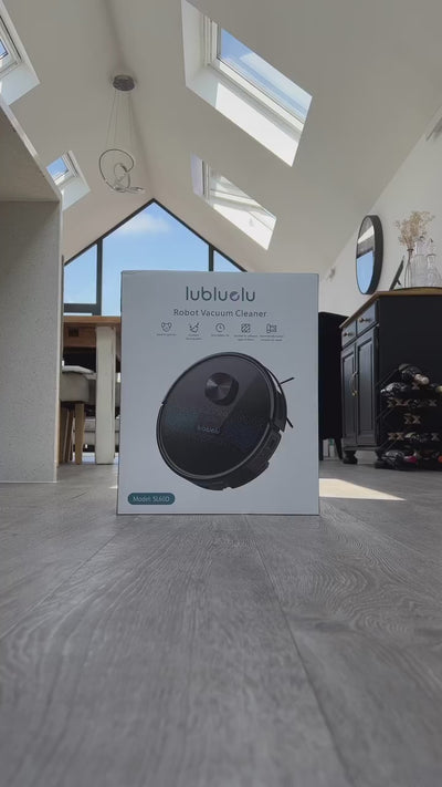 Ladies and gentlepups, I am in love with this @lubluelu_official robot vacuum.Since bringing